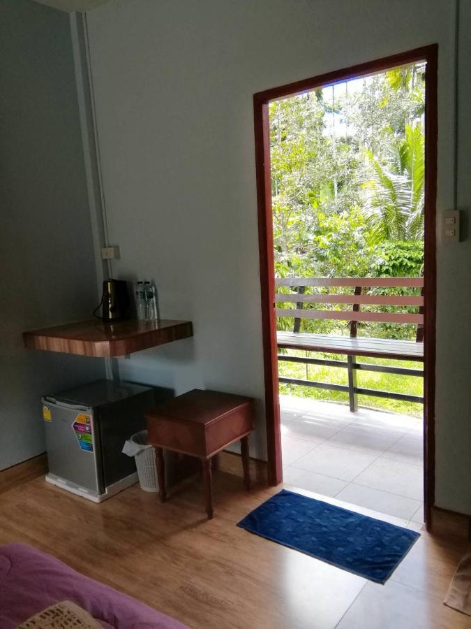 Baan Suan Tondin Hotel Satun Bagian luar foto