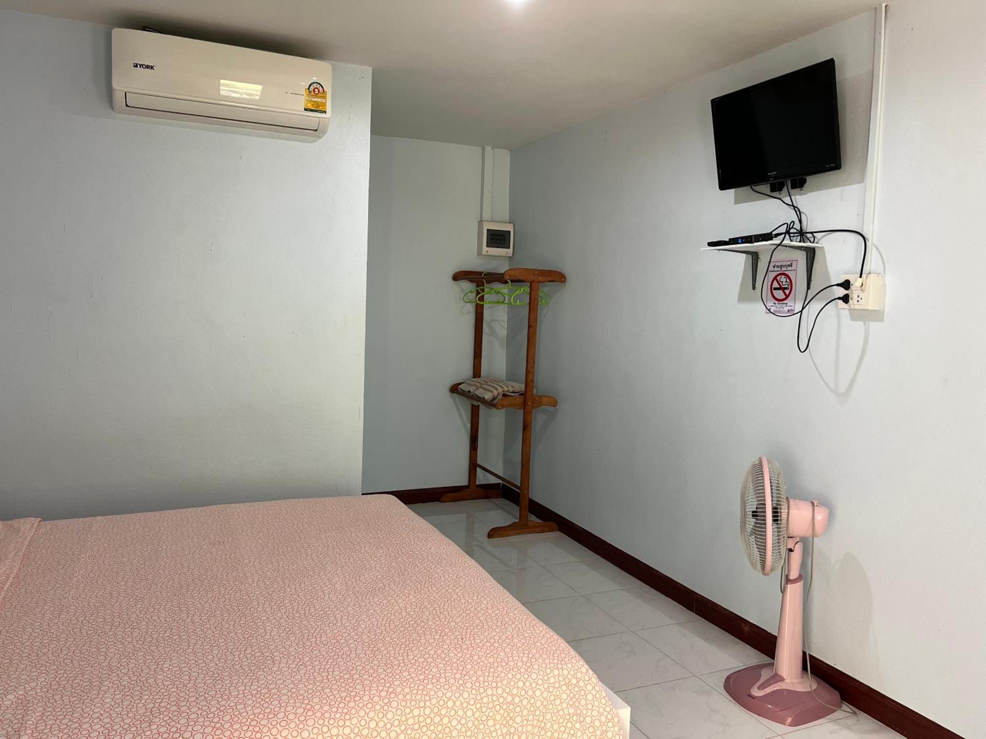 Baan Suan Tondin Hotel Satun Bagian luar foto